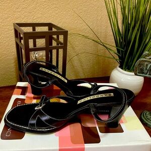 Black strappy slingback blocked heel